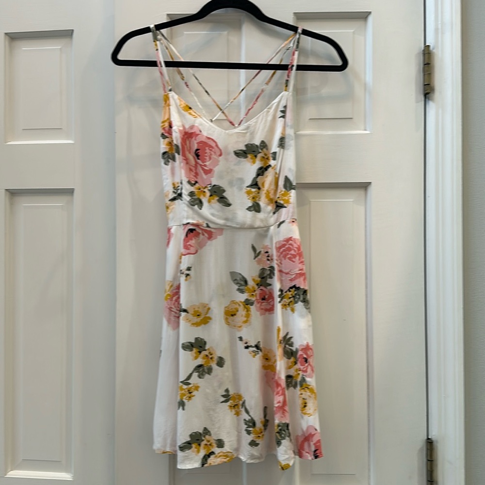 Garage dress with flowers